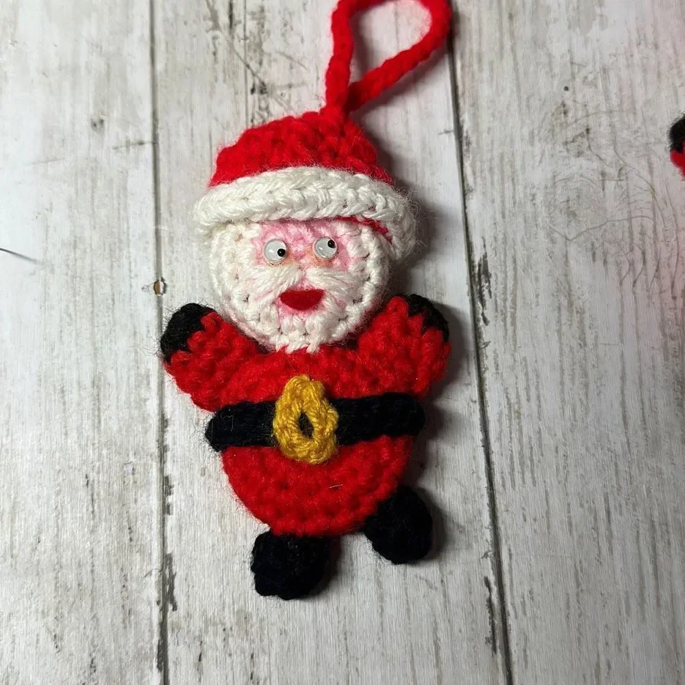 Hand Crafted Crocheted Santa Mrs. Claus‎ and Bear Ornament